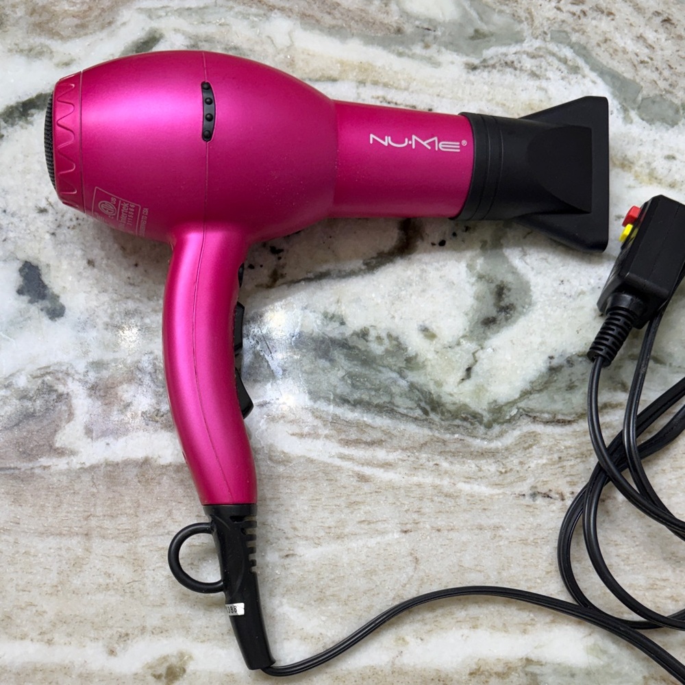 NuMe Hot Pink Compact Hair Dryer with Concentrator
